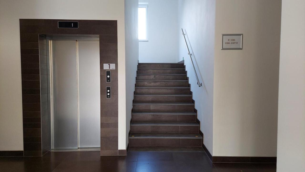 Apartment Moser 1303 Карлови Вари Екстериор снимка